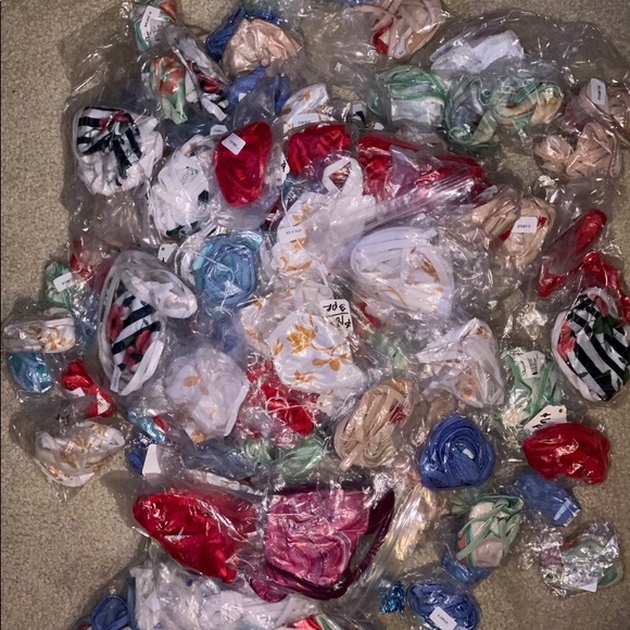 6 G-strings - Picture 3 of 6